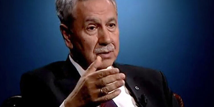 Bülent Arınç bombaladı: Sen kimin yarisin yavrum, her yanın oynak!