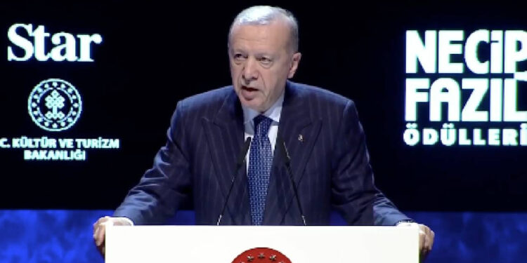 Cumhurbaşkanı Erdoğan Necip Fazıl Ödülleri Töreni'nde Açıklamalar