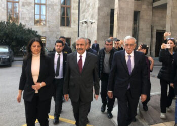 DEM Parti Heyetinden İlk Temas: Meclis Başkanı Kurtulmuş İle Görüşme Başladı