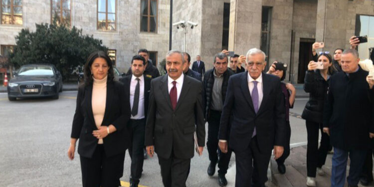 DEM Parti Heyetinden İlk Temas: Meclis Başkanı Kurtulmuş İle Görüşme Başladı