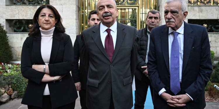 DEM Parti heyetinden Selahattin Demirtaş’a ziyaret