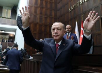 DEM Parti'nin AKP ziyaretinde Erdoğan kararı