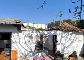 Depremzede Ailenin Yardım İsyanı: İki Senedir Gelen Giden Olmadı