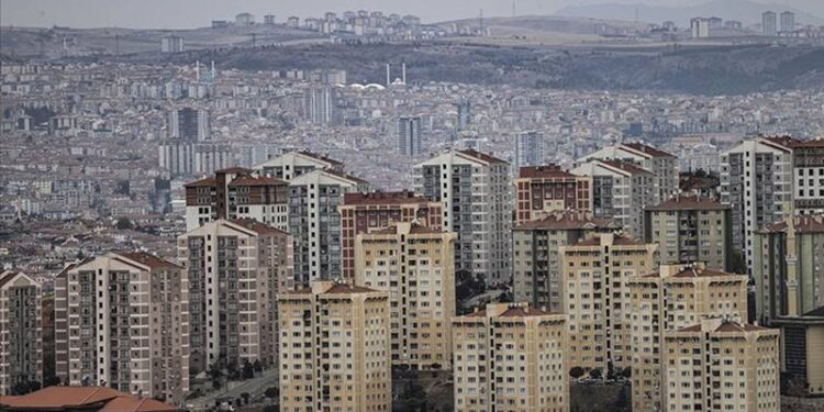 Emlak piyasası 2025'in ilk yarısında düşük faizli kampanya bekliyor