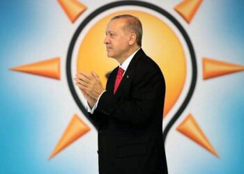Erdoğan, 2028 kadrosunu kuruyor; MKYK’nın yüzde 60’ı değişecek, partinin temel politikalarında dönüşüm olacak