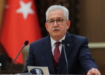 Eski AYM üyesi Yeni Yol grubu başkanı oldu