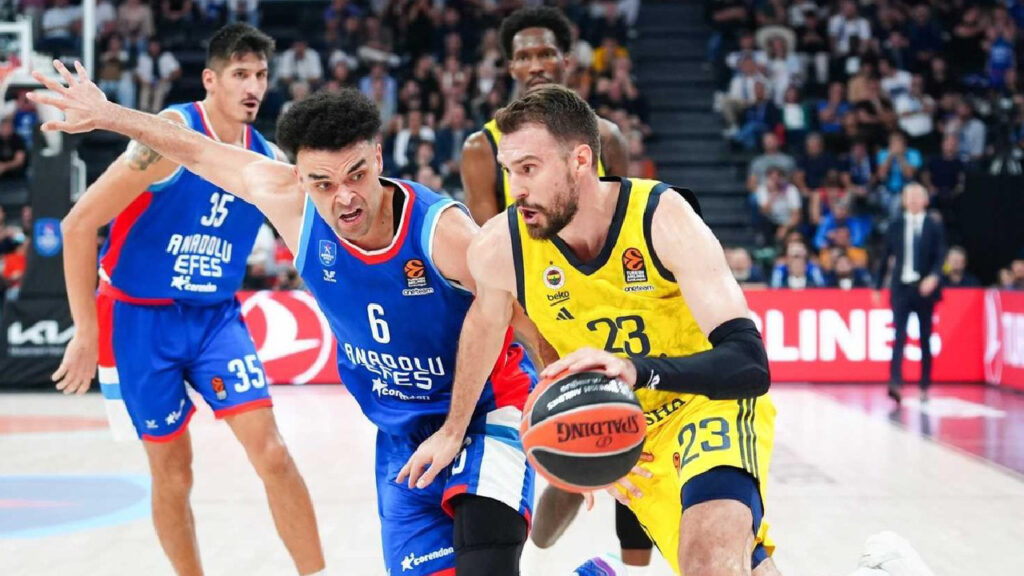 EuroLeague'de Fenerbahçe Beko ve Anadolu Efes Karşı Karşıya