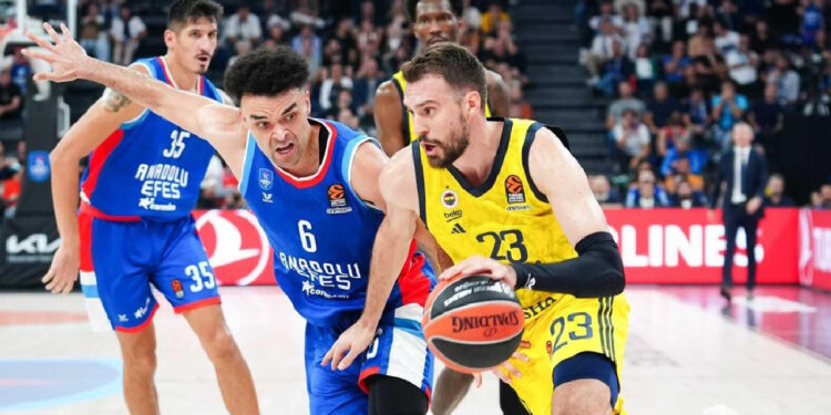 EuroLeague'de Fenerbahçe Beko ve Anadolu Efes Karşı Karşıya