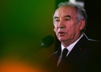 Fransa Başbakanı Bayrou’dan Trump uyarısı: “Bir şey yapmazsak ezileceğiz”