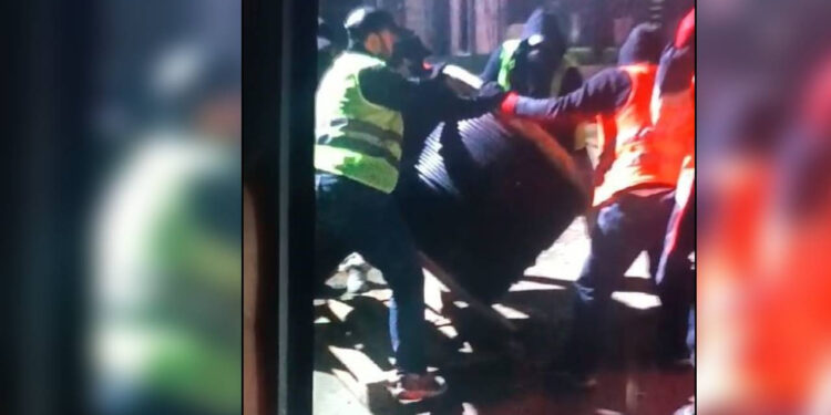 Güngören'de Akılalmaz Hırsızlık  500 Kilogram Kablo Çaldılar