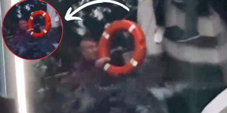 Haliç'te Can Pazarı: Yaslandığı Korkuluk Kırılınca Kendini Denizde Buldu