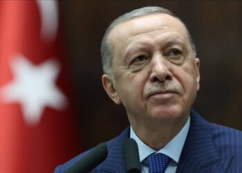 Hiç kırmızı kart görmediğini söyleyen Erdoğan’ın, “Kırmızı kart gördüm” dediği görüntüler gündem oldu