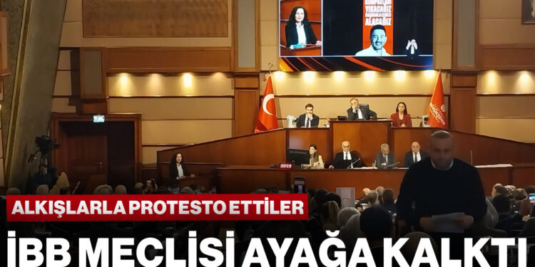 İBB Meclisi'nde 'Rıza Akpolat' Protestosu