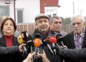 İMRALI HEYETİ YÜKSEKDAĞ’I ZİYARET ETTİ | Önder: “Çift bayrak, çift dil gündemimizde yok”