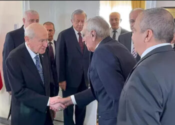 İmamoğlu’ndan iktidara ‘Ahmet Türk’ sorusu: ”Terör bağı varsa neden devlet protokolüyle karşılıyorsunuz?”