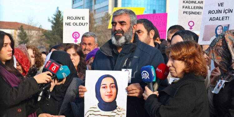 İntihar süsü verdiler ama halk bunu kabul etmeyecek, adalet istiyorum