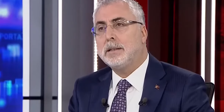 Işıkhan’dan asgari ücret açıklaması: “Bir aksilik, felaket olursa Temmuz’da güncelleriz”