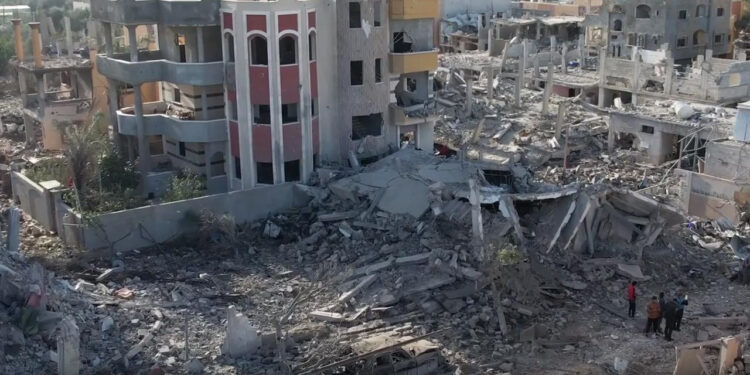 İsrail Güçleri Batı Şeria'da Biri Çocuk 3 Filistinliyi Yaraladı