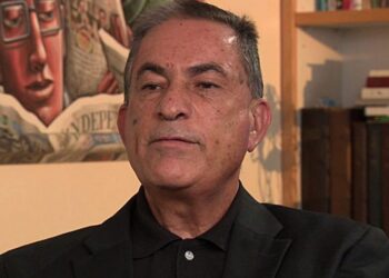 İsrail’in savaş suçlarını yazdığı için hedef olan gazeteci Gideon Levy: “İsrail toplumu hiç bu kadar birlik olmamıştı”