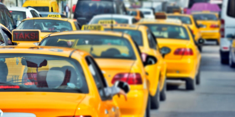 İstanbul’da Taksi İndi Bindi Ücreti Ne Kadar Oldu? İşte 2025 Ocak Zamlı Tarife