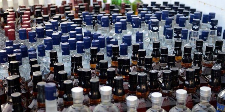 İstanbul'da sahte içkiden 7 kişi öldü: 2 şüpheli gözaltında