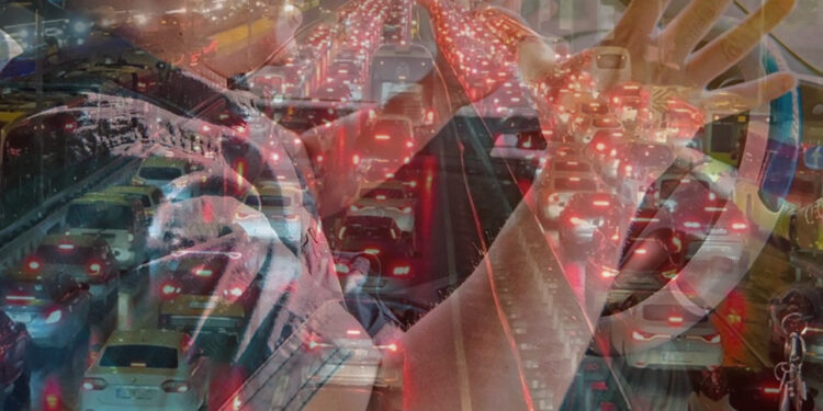 İstanbullu Geçen Yıl Ömründen 5 Günü Trafikte Bıraktı: Bu Zirveyi de Kaptırmadık!