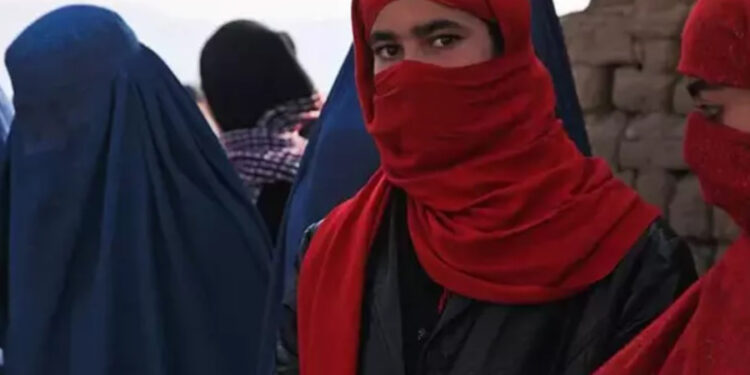 İsviçre’de kamu alanlarında ‘burka yasağı’ 1 Ocak’ta başladı