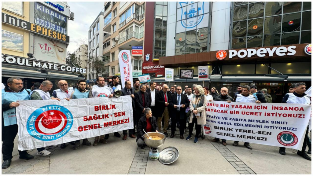 İzmir’de memurlardan maaş zamlarına helvalı