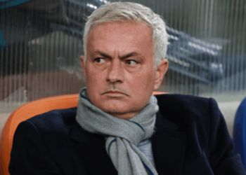 Jose Mourinho Ateş Püskürdü