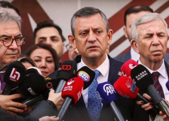 Karar sadece gazetecileri değil, cezalandırmadır; tek çare sandık!