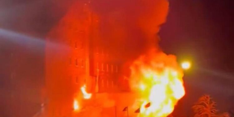 Kartalkaya’da otel yangını: Ölü ve yaralılar var