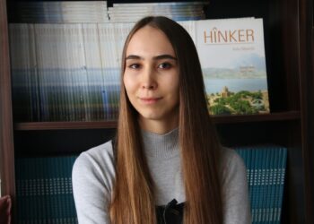 Kazakistanlı Saipnazarova Kürtçeye başladı