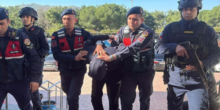 Kırmızı Bültenle Aranıyordu, Bodrum'da Yakalandı