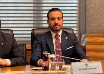Kulis: 'Zorlu ve İYİ Partili bir ekip AKP'ye geçiyor'