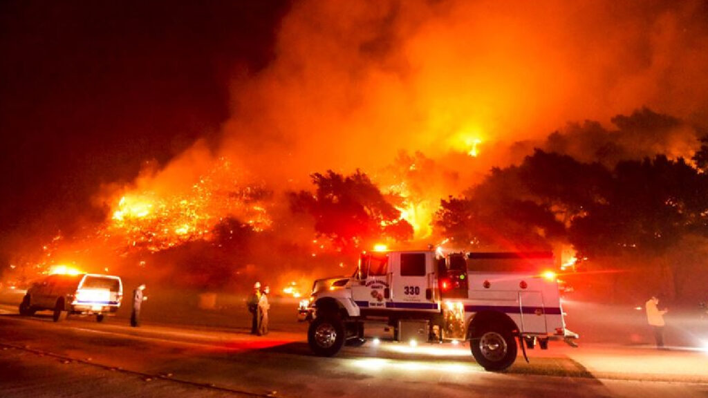 Los Angeles Yangını Söndürülemiyor, Can Kaybı Artıyor