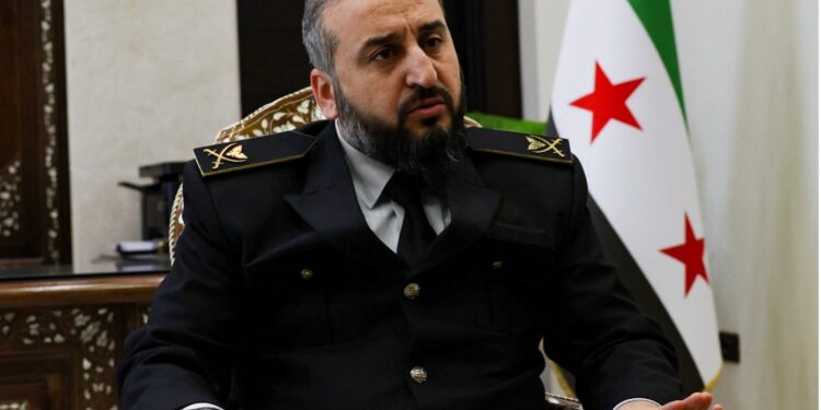 “Mazlum Abdi, SDG’nin Suriye ordusuna katılımı konusunda zaman kazanmaya çalışıyor”