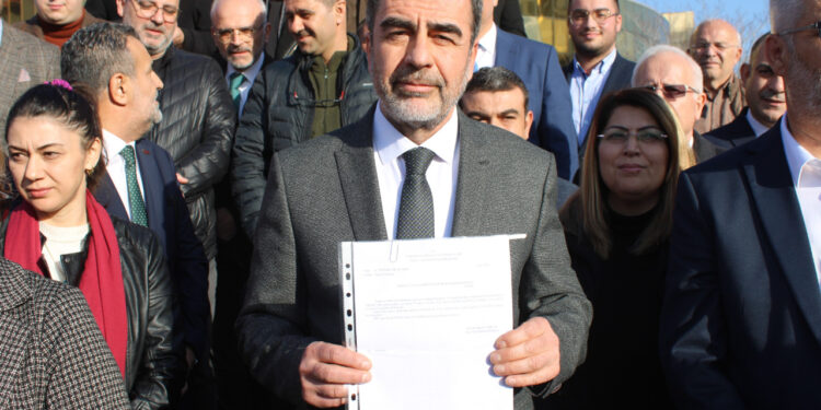 Mehmet Erdem Mazbatasını Aldı