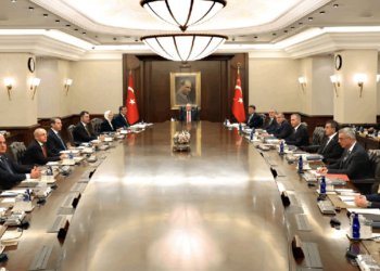 Milyonların Gözü Beştepe'de: 2025'in İlk Kabine Toplantısı Başladı