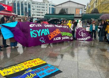 Münevver Karabulut'a; keşke bir meydanda bir başka kadının elini tutarak aldığın güçle bağırsaydın, 'Eşitlik yoksa aşk da yok'