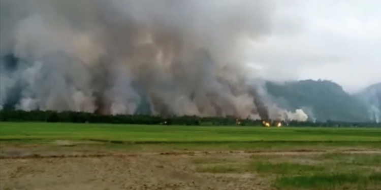 Myanmar: Askeri Hava Saldırısında 28 Sivil Öldürüldü