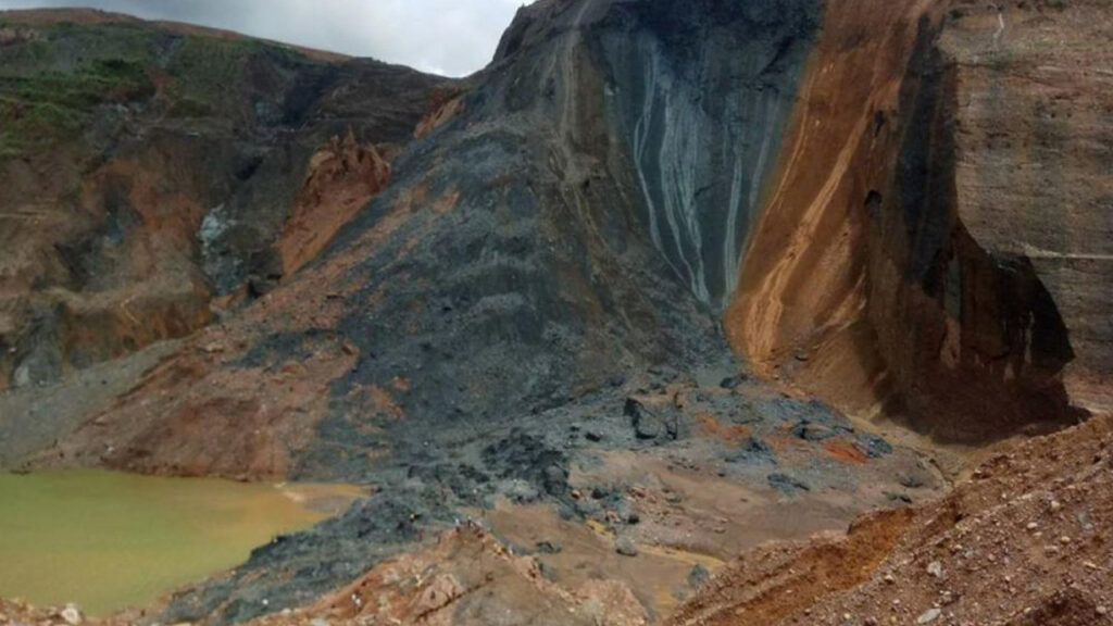 Myanmar'da Facia! 12 Kişinin Cansız Bedeni Bulundu