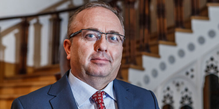 Naylon fatura skandalıyla gündemdeydi: Yunus Emre Vakfı'nın yöneticisi büyükelçi oldu