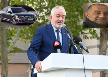 O işadamından Isparta Belediye Başkanı'na lüks araç hediyesi