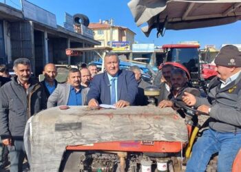 Ömrünü tamamlamış traktörlerin yenilenmesi için mutlaka yardım sağlanmalı!