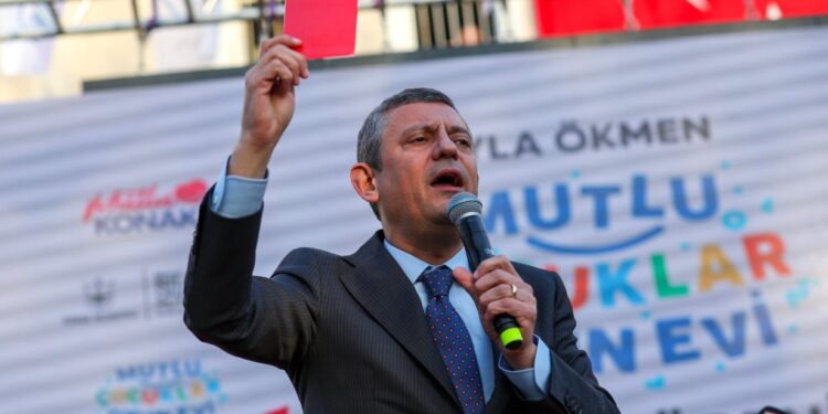 Özel, Erdoğan'ı zamlarla vurdu: Pazara çıkacak yüzün yok