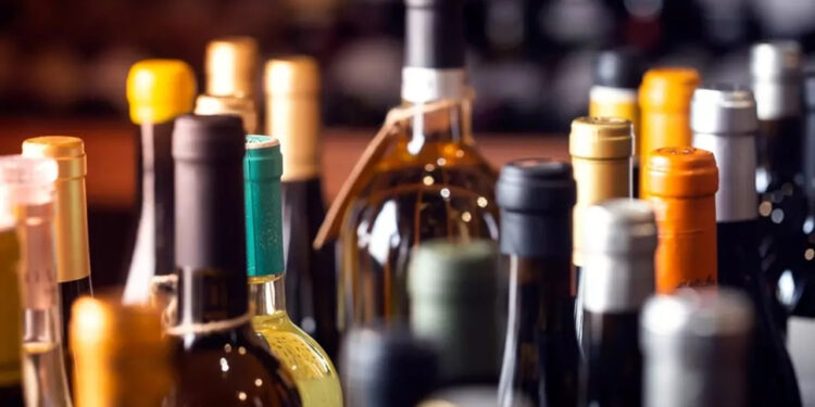 Rakı, Viski, Şarap, Bira... Alkol Firmaları Yeni Listeleri Tekel Bayilerine İletti: En Az Yüzde 15'lik Zam