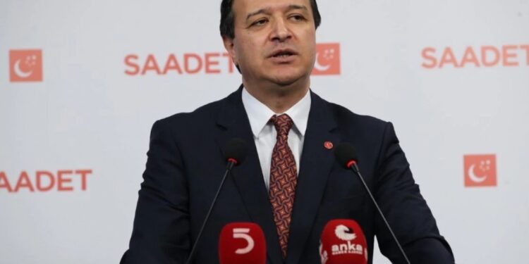Saadet Partisi: Süreç küçük hesapların nesnesi haline getirilmemeli