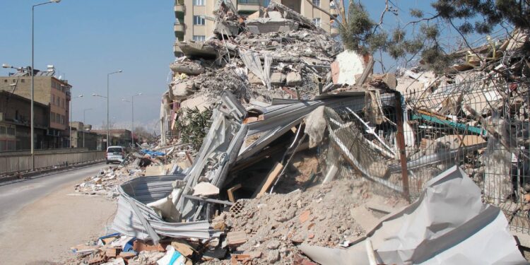 Sanıklar 7-9 yıl arasında hapis cezasına çarptırıldı