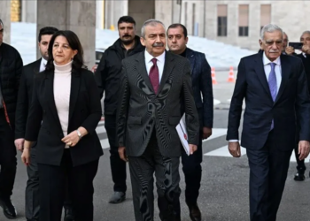 Sırrı Süreyya Önder’den ‘Gazze benzetmesi’ açıklaması: “Bağlamından koparıldı”