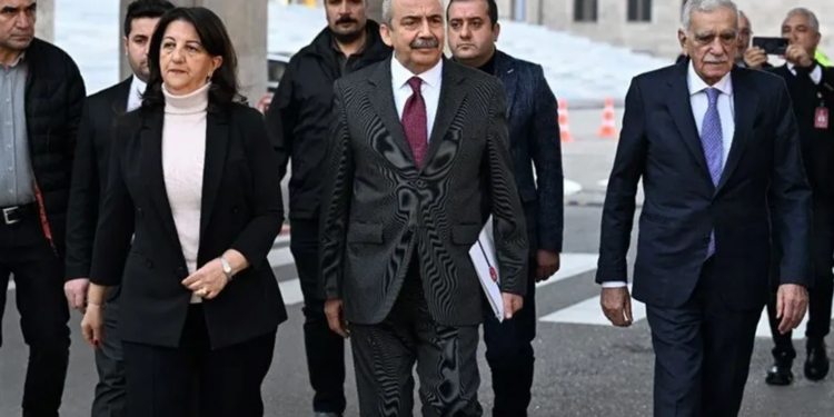 Sırrı Süreyya Önder’den ‘Gazze benzetmesi’ açıklaması: “Bağlamından koparıldı”